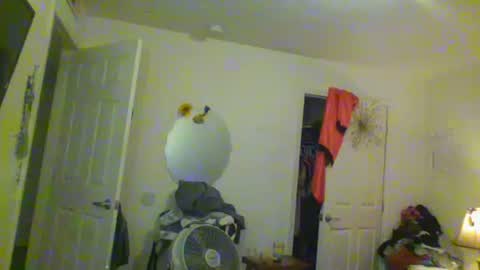 mindy22 online show from 10/16/25, 03:18