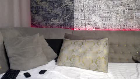 Snapshot of mandy_foxxx chatting on 01/15/25, 08:58 Mandy online show from 01/15/25, 08:58