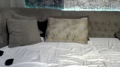 Snapshot of mandy_foxxx chatting on 01/16/25, 02:19 Mandy online show from 01/16/25, 02:19