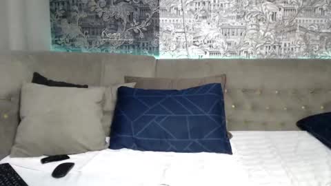 Snapshot of mandy_foxxx chatting on 02/17/25, 02:15 Mandy online show from 02/17/25, 02:15