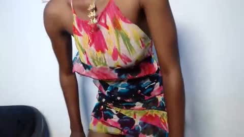 Snapshot of mandymia chatting on 10/14/25, 09:37 mandymia online show from 10/14/25, 09:37