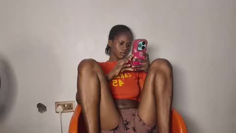 Snapshot of mandymia chatting on 11/03/25, 05:25 mandymia online show from 11/03/25, 05:25