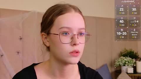 Mandy online show from 10/26/25, 02:01