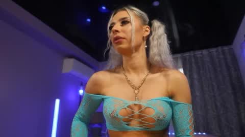 Anto Lovense is Active My pleasure is in your hands Private is Open online show from 10/16/25, 06:25