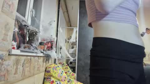 Mandy online show from 10/14/25, 03:13