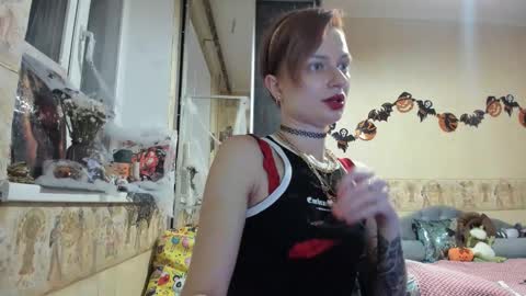 Mandy online show from 10/26/25, 03:40