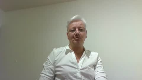 Snapshot of mandywinger chatting on 02/03/25, 06:34 mandywinger online show from 02/03/25, 06:34