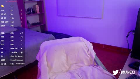 Danny online show from 10/18/25, 10:54