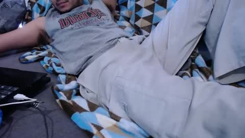 Manu online show from 12/25/24, 07:13