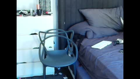 Snapshot of mantis011 chatting on 01/14/25, 03:43 ausie baby online show from 01/14/25, 03:43