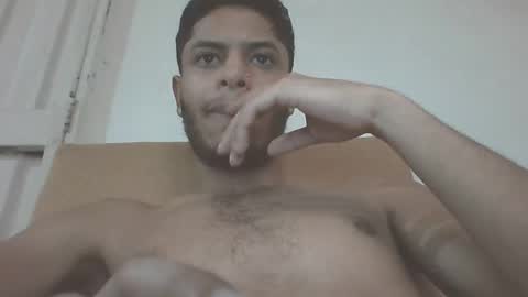 Snapshot of manuel444rl chatting on 02/02/25, 08:08 Manuel RL online show from 02/02/25, 08:08