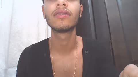 Snapshot of manuel444rl chatting on 02/13/25, 12:46 Manuel RL online show from 02/13/25, 12:46