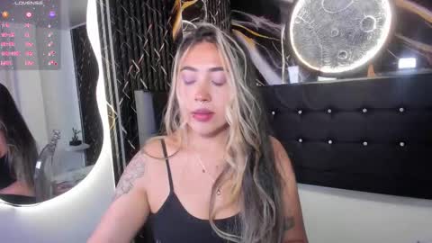 Manuela  online show from 10/08/25, 03:04