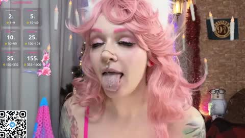 Snapshot of mao_me_meow chatting on 12/19/24, 11:39 Sasha online show from 12/19/24, 11:39