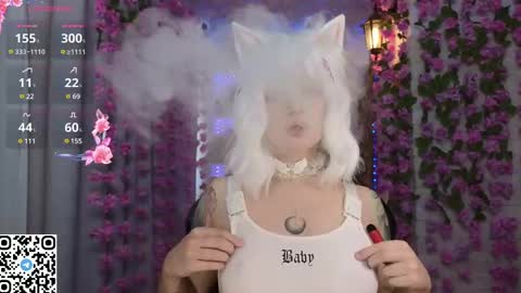 Snapshot of mao_me_meow chatting on 02/13/25, 08:06 Sasha online show from 02/13/25, 08:06