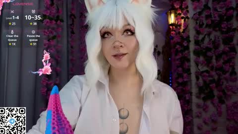 Snapshot of mao_me_meow chatting on 03/12/25, 08:08 Sasha online show from 03/12/25, 08:08