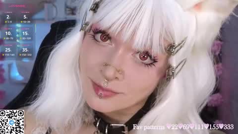 Snapshot of mao_me_meow chatting on 09/10/25, 07:52 Sasha online show from 09/10/25, 07:52