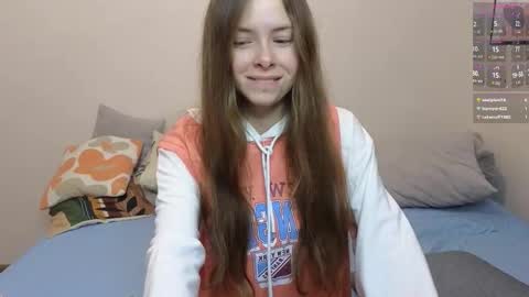 Snapshot of mar7gan chatting on 10/19/25, 02:12 mar7gan online show from 10/19/25, 02:12