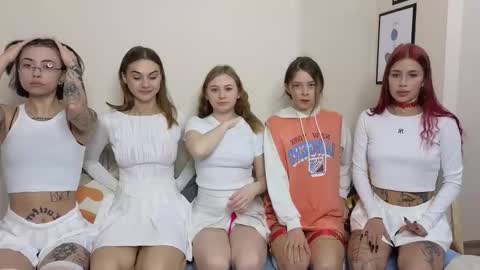 Snapshot of mar7gan chatting on 10/25/25, 02:19 mar7gan online show from 10/25/25, 02:19