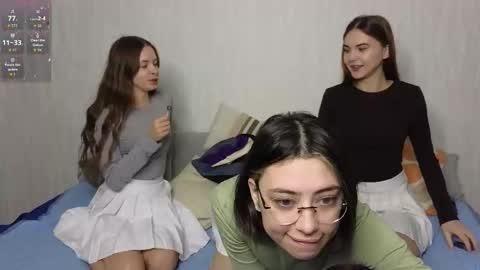 Snapshot of mar7gan chatting on 11/15/25, 04:21 mar7gan online show from 11/15/25, 04:21