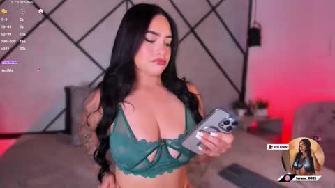     online show from 11/19/25, 05:07