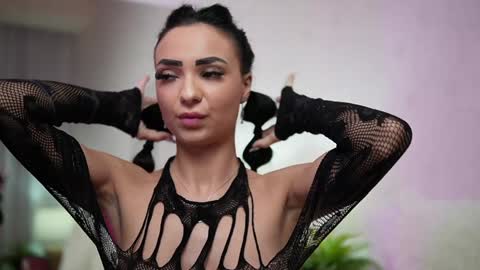  Mara  online show from 01/05/25, 12:42