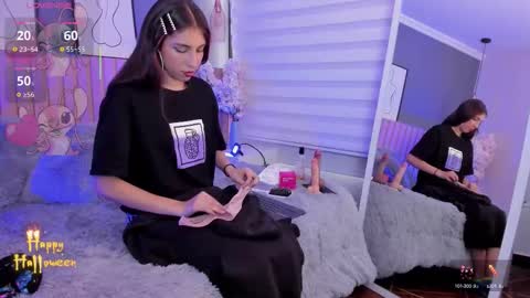 Mara  online show from 10/14/25, 08:20