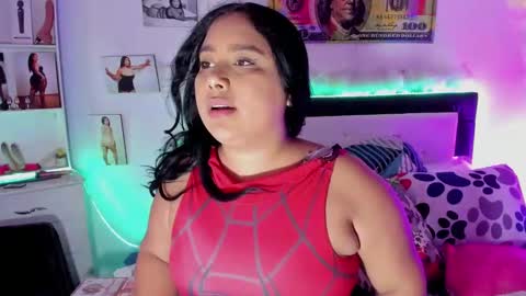 maralinette22 online show from 01/30/25, 08:21