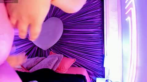 maralinette22 online show from 10/10/25, 10:36