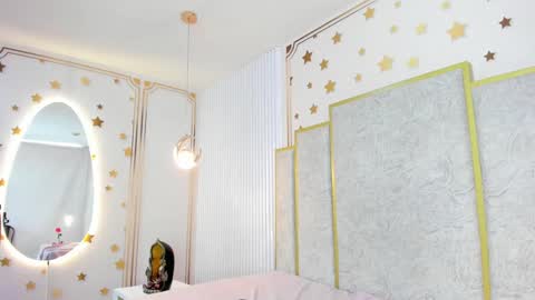 Maraluna online show from 02/01/25, 05:37