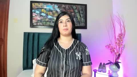 MaraRosenthal online show from 11/22/25, 05:56