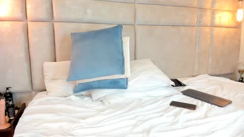 Mara Torres online show from 01/05/25, 10:50