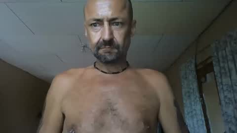 Snapshot of marc_cereza chatting on 02/20/25, 06:35 marc_cereza online show from 02/20/25, 06:35