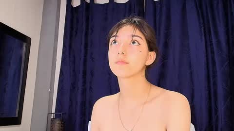 Snapshot of marcelaa_fox chatting on 12/04/24, 04:54 Marcela online show from 12/04/24, 04:54