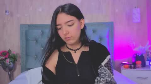 Snapshot of marcelaa_fox chatting on 11/08/25, 09:13 Marcela online show from 11/08/25, 09:13