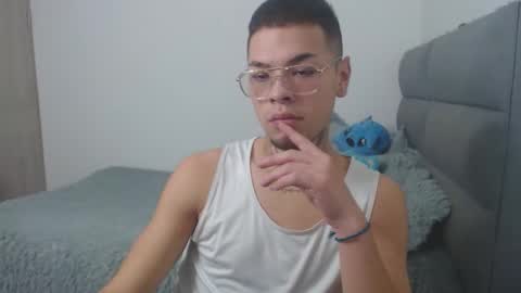 marcelo_m1lk online show from 09/15/25, 03:34