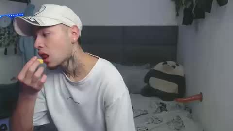 marcelo_m1lk online show from 10/16/25, 05:52