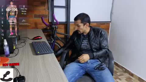 Snapshot of marckmuscle chatting on 10/19/25, 03:51 Marck Independent model online show from 10/19/25, 03:51