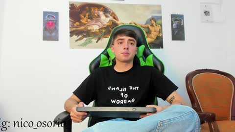 Snapshot of marcos_0212 chatting on 12/17/24, 08:21 Marcos online show from 12/17/24, 08:21