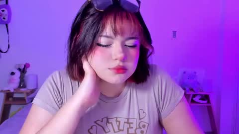 Snapshot of marcy_grey chatting on 02/09/25, 10:42 danna online show from 02/09/25, 10:42