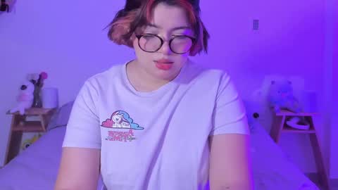 Snapshot of marcy_grey chatting on 02/20/25, 12:30 danna online show from 02/20/25, 12:30