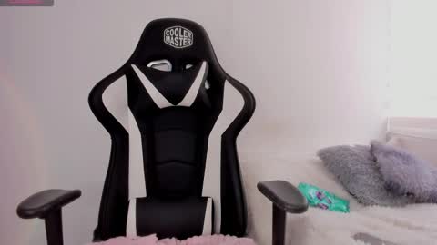 Maria online show from 11/05/25, 04:40