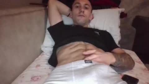 Snapshot of marelly43 chatting on 03/12/25, 11:01 marelly43 online show from 03/12/25, 11:01