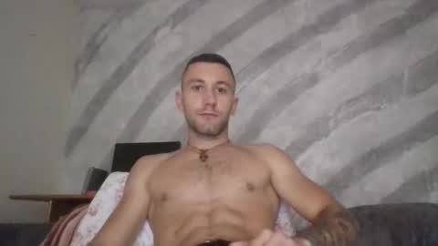 Snapshot of marelly43 chatting on 10/04/25, 12:58 marelly43 online show from 10/04/25, 12:58