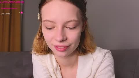 Snapshot of margareata chatting on 01/20/25, 03:50 - Alisa online show from 01/20/25, 03:50