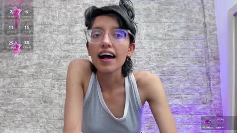 Snapshot of marge_lasander chatting on 01/04/25, 04:33 Aitana online show from 01/04/25, 04:33