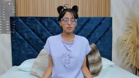 Snapshot of marge_lasander chatting on 02/11/25, 02:03 Aitana online show from 02/11/25, 02:03