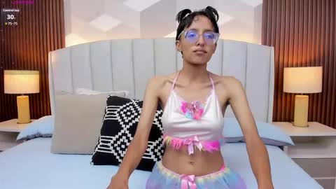 Snapshot of marge_lasander chatting on 09/10/25, 02:00 Aitana online show from 09/10/25, 02:00