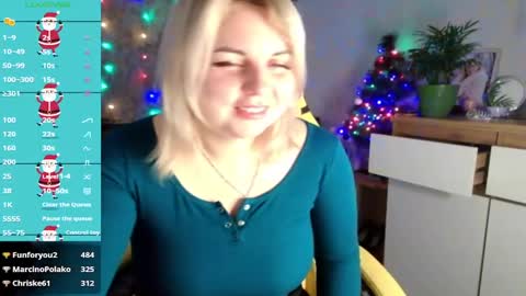 Snapshot of mari_77777 chatting on 01/06/25, 08:18 Mari online show from 01/06/25, 08:18