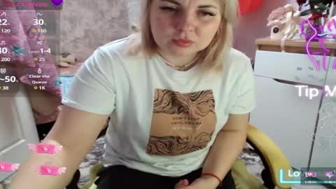 Snapshot of mari_77777 chatting on 03/03/25, 03:52 Mari online show from 03/03/25, 03:52